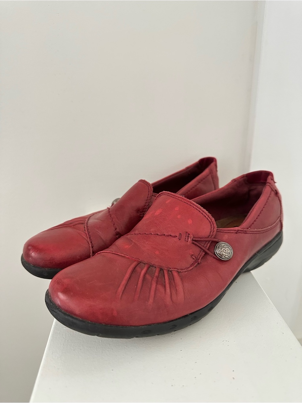 Women’s Casual Red Leather Slip-On Loafers